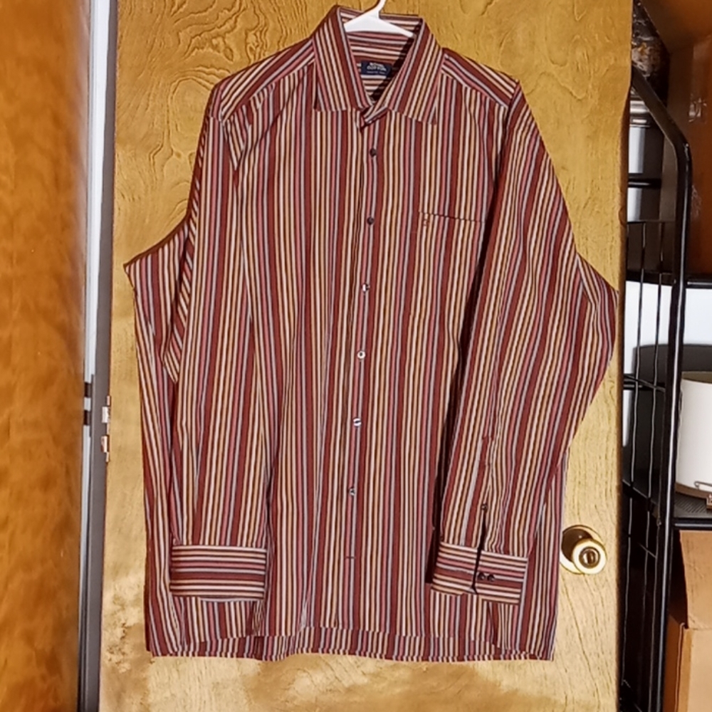 Men's dress shirt